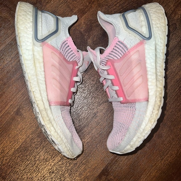 Adidas UltraBoost 19 'True Pink' - Picture 4 of 8